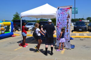 Face painter, DJ, Airbrush, stl, entertainment